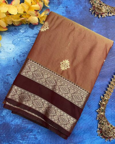 Traditional Retta Pettu Border Soft Silk Saree | Copper | Forest Green - Folded View