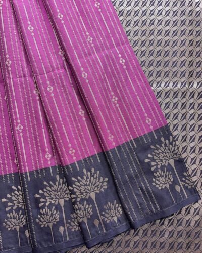 Vairamugil - Luxury Soft Silk Saree - Magenta - Navy Blue - full open drape